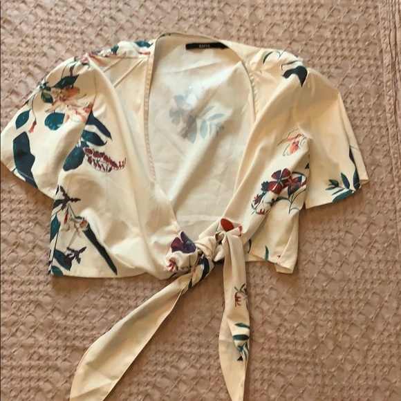 Floral tie crop top - Picture 2 of 2